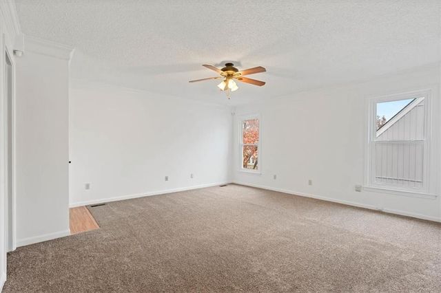 13330 W 112th Terrace, Overland Park, KS 66210