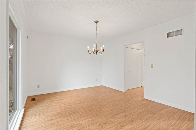 13330 W 112th Terrace, Overland Park, KS 66210