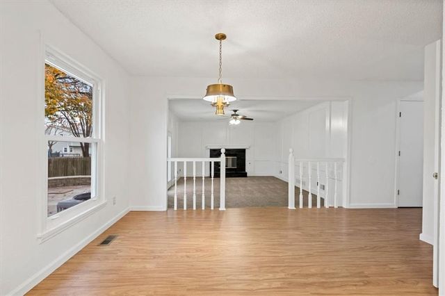 13330 W 112th Terrace, Overland Park, KS 66210