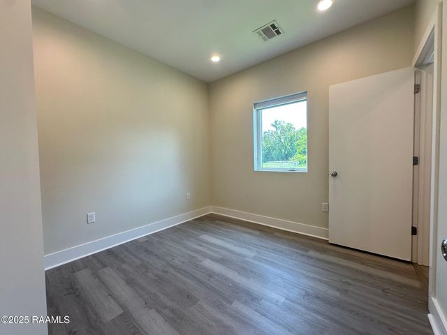 700 S St. Antoine Street B, Lafayette, LA 70501