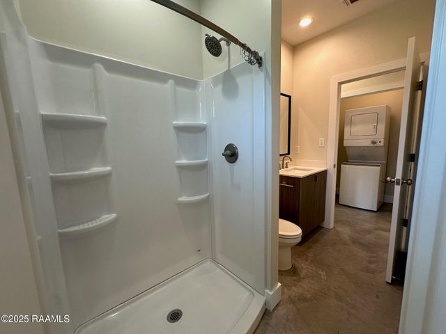 700 S St. Antoine Street B, Lafayette, LA 70501