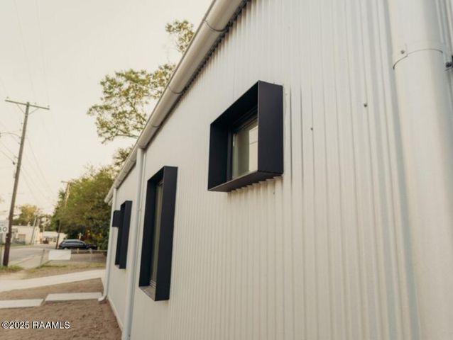 700 S St. Antoine Street B, Lafayette, LA 70501