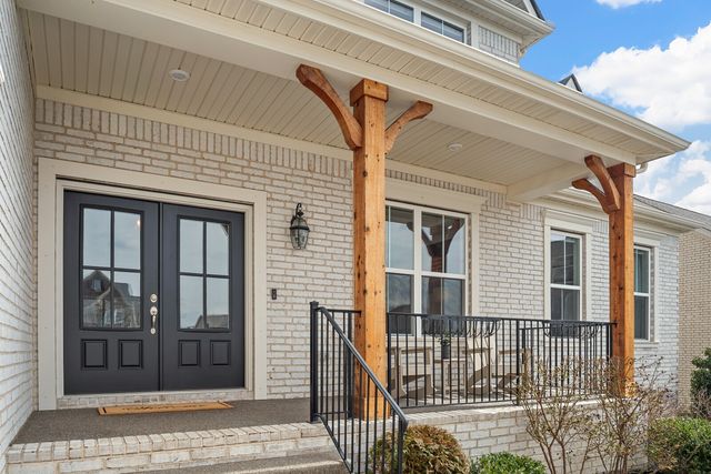 1425 Trumpet Lily Pl, Nolensville, TN 37135