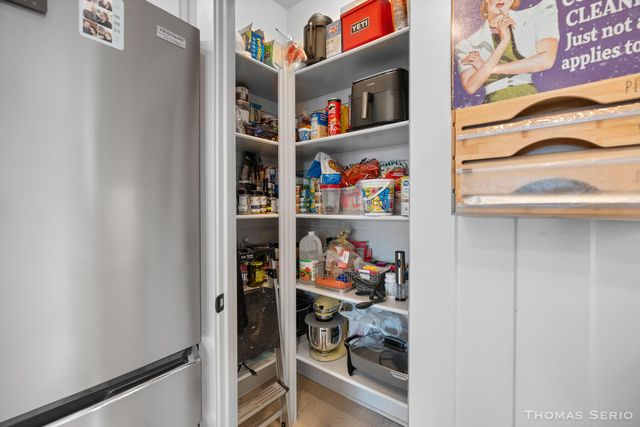 940 S Lake Street, Whitehall City, MI 49461