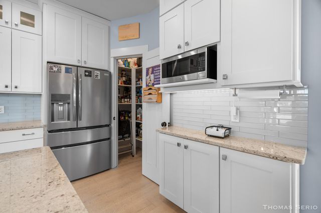 940 S Lake Street, Whitehall City, MI 49461