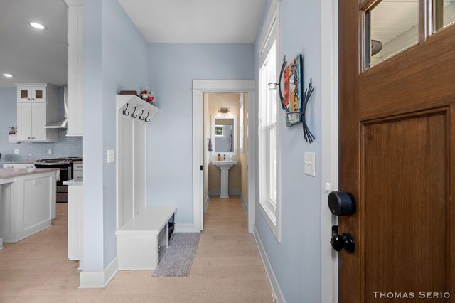 940 S Lake Street, Whitehall City, MI 49461