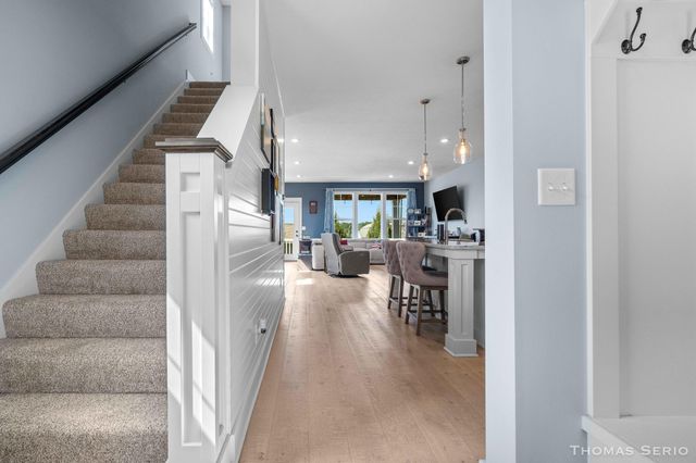 940 S Lake Street, Whitehall City, MI 49461