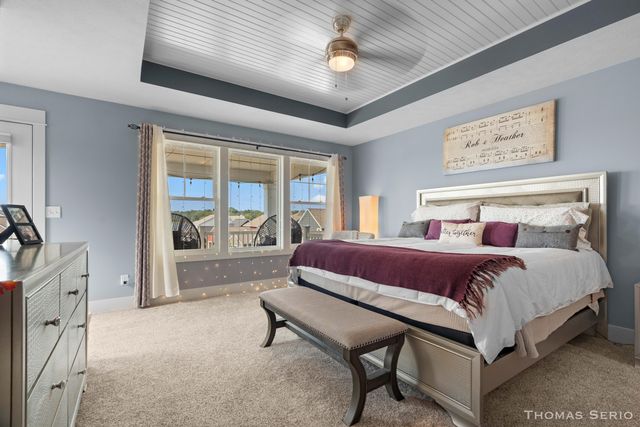 940 S Lake Street, Whitehall City, MI 49461