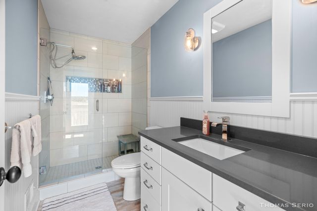 940 S Lake Street, Whitehall City, MI 49461