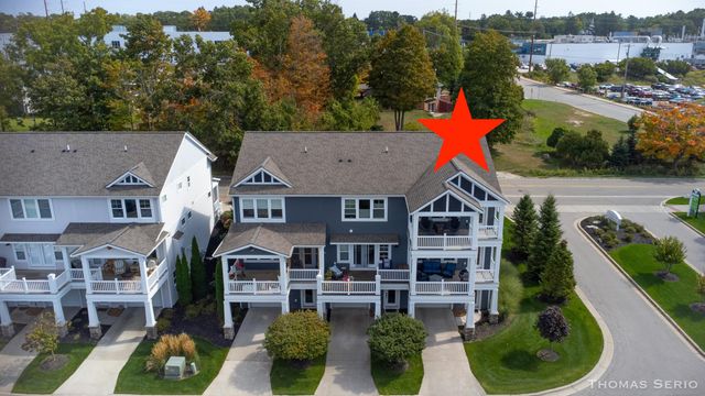 940 S Lake Street, Whitehall City, MI 49461