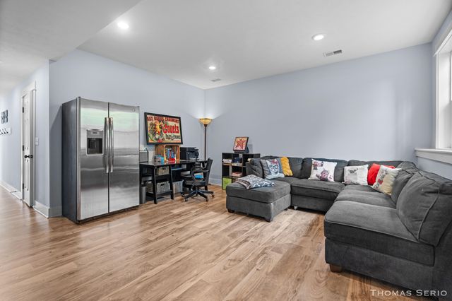 940 S Lake Street, Whitehall City, MI 49461