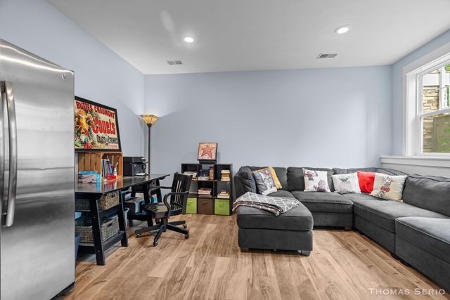 940 S Lake Street, Whitehall City, MI 49461