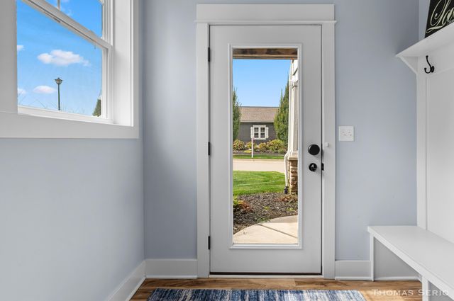 940 S Lake Street, Whitehall City, MI 49461