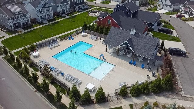 940 S Lake Street, Whitehall City, MI 49461