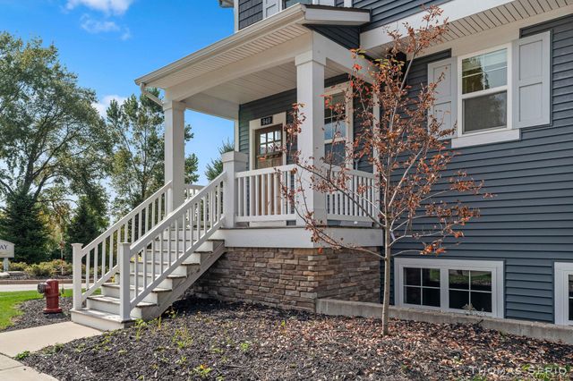 940 S Lake Street, Whitehall City, MI 49461