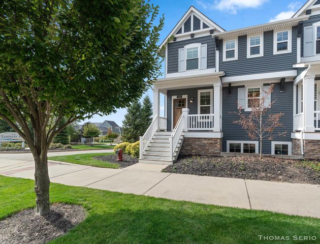 940 S Lake Street, Whitehall City, MI 49461