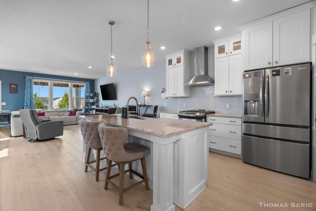 940 S Lake Street, Whitehall City, MI 49461