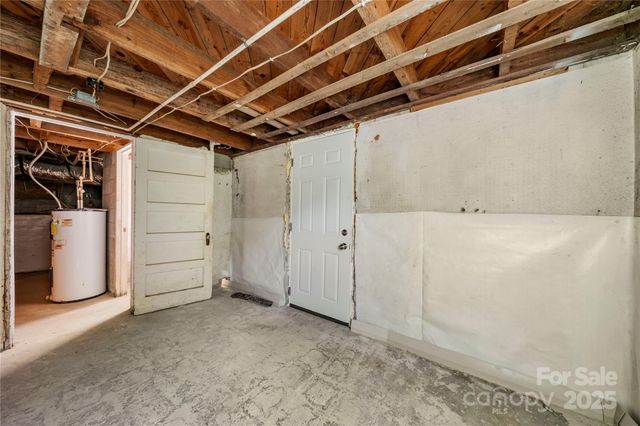 425 25th Street SW, Hickory, NC 28602