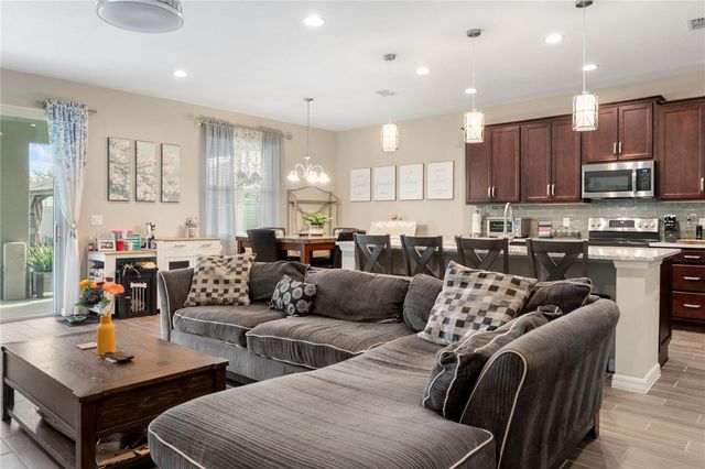 1213 CRANE TALON WAY, Sanford, FL 32771