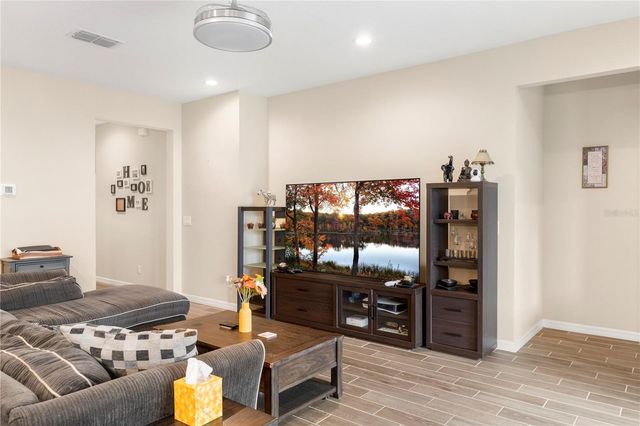 1213 CRANE TALON WAY, Sanford, FL 32771