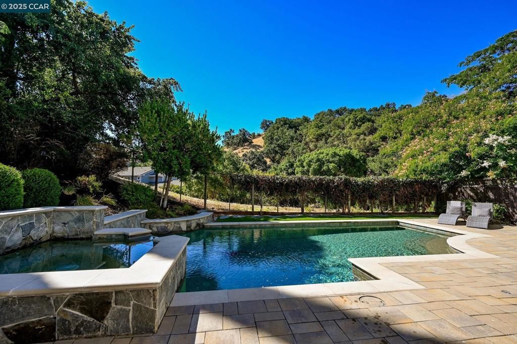 47 Kentfield Ct, Alamo, CA 94507