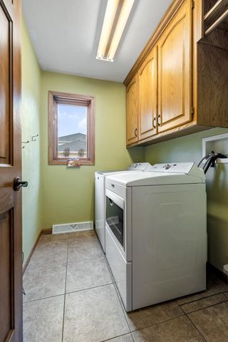 N328 RED TAIL LANE, Appleton, WI 54915