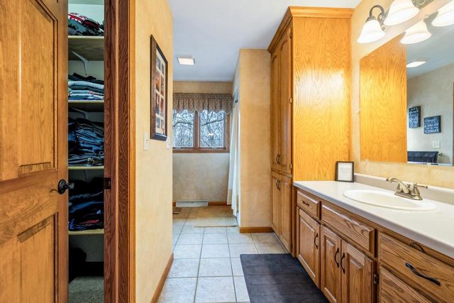 N328 RED TAIL LANE, Appleton, WI 54915