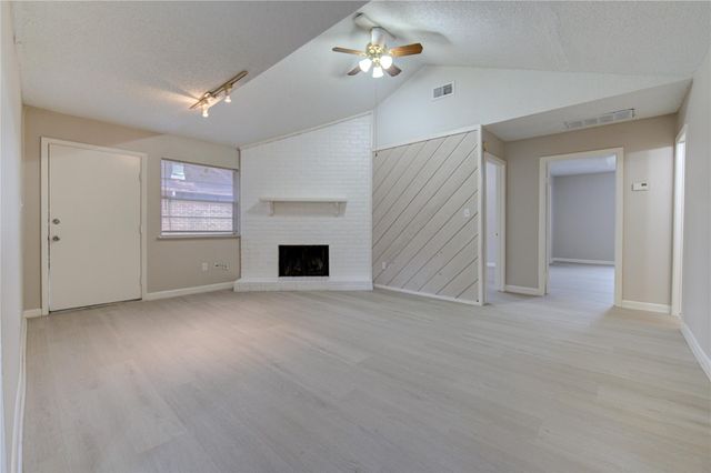 212 Quaker Drive A1, Friendswood, TX 77546