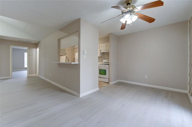 212 Quaker Drive A1, Friendswood, TX 77546