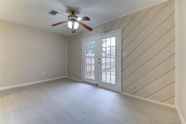 212 Quaker Drive A1, Friendswood, TX 77546