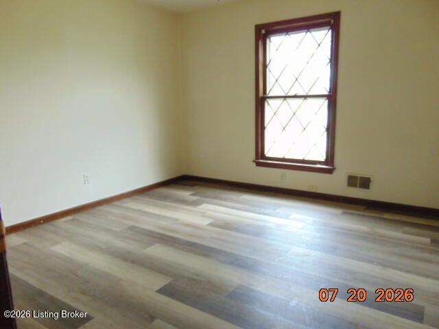 1524 Sanders Ln, Louisville, KY 40216