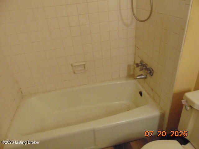 1524 Sanders Ln, Louisville, KY 40216