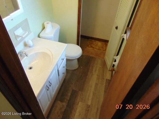 1524 Sanders Ln, Louisville, KY 40216