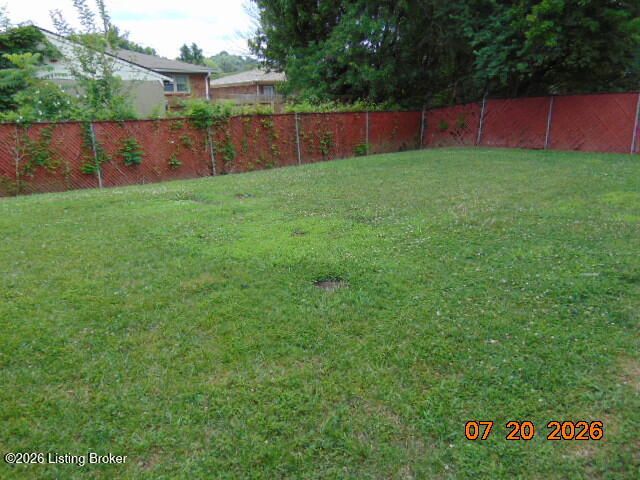 1524 Sanders Ln, Louisville, KY 40216