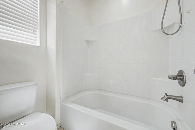 7976 S Dolphin Way, Tucson, AZ 85756