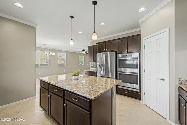 7976 S Dolphin Way, Tucson, AZ 85756