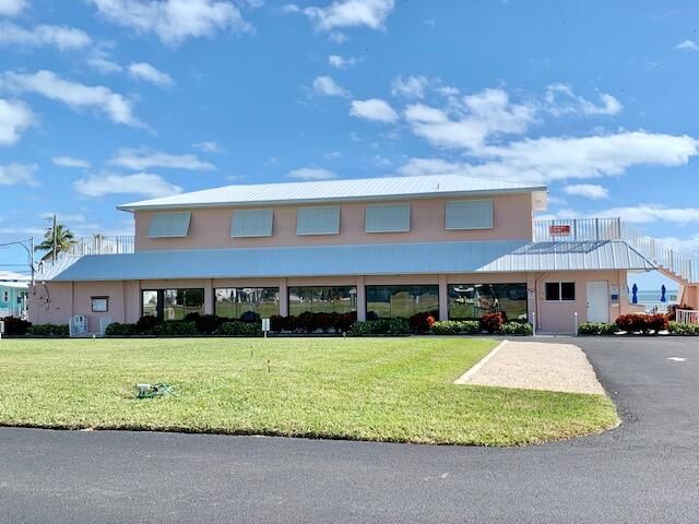 S 818 Emerald Drive, Key Largo, FL 33037