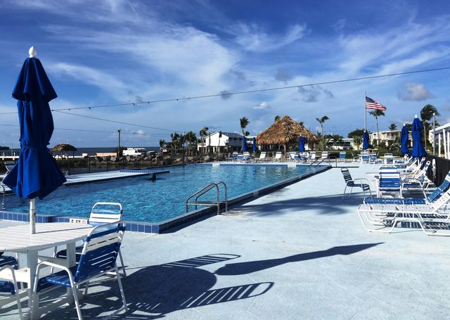 S 818 Emerald Drive, Key Largo, FL 33037