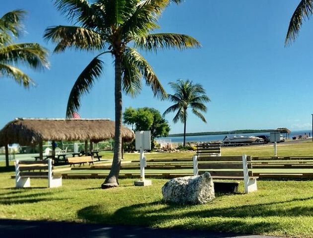 S 818 Emerald Drive, Key Largo, FL 33037