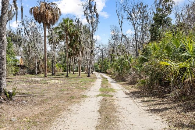 6906 VALRIE LANE, Riverview, FL 33569