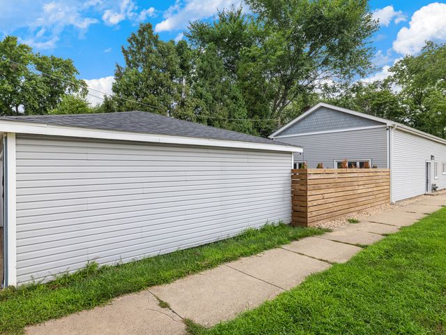 3848 Harrison Avenue, Brookfield, IL 60513
