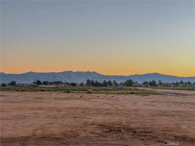 794 Otoe, Apple Valley, CA 92307