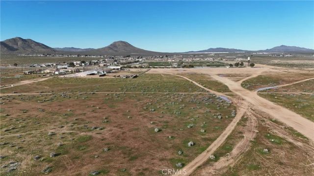 794 Otoe, Apple Valley, CA 92307