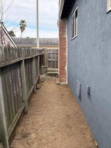 1675 Luxton Street, Seaside, CA 93955