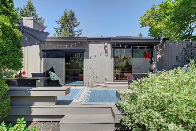 2013 210th Circle NE, Sammamish, WA 98074