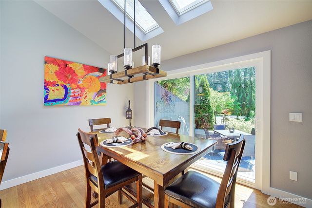 2013 210th Circle NE, Sammamish, WA 98074