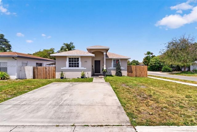 200 SW 2nd Ave, Hallandale Beach, FL 33009