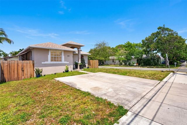 200 SW 2nd Ave, Hallandale Beach, FL 33009