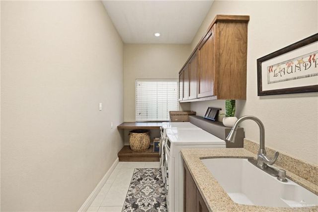 4200 Palm Grove Drive, Palmhurst, TX 78573
