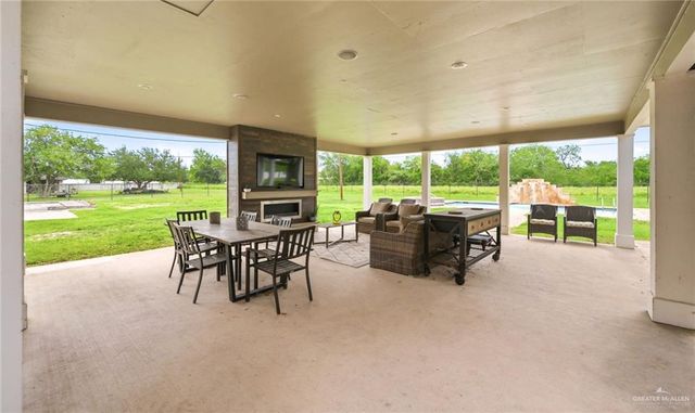 4200 Palm Grove Drive, Palmhurst, TX 78573